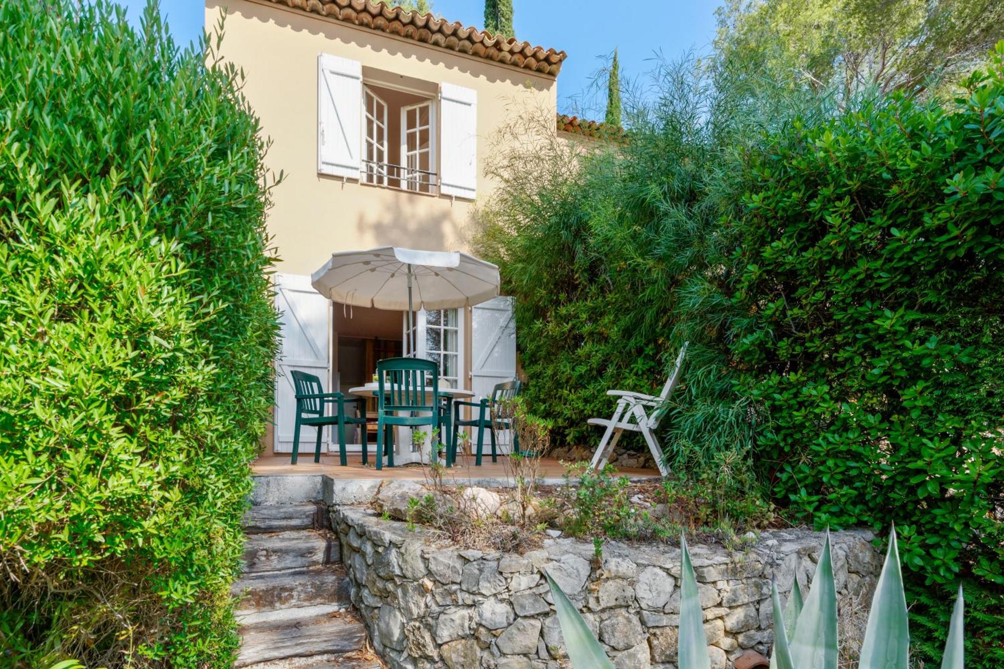 Residence Partenaire Le Domaine De Garlande 滨海卡瓦莱尔 外观 照片