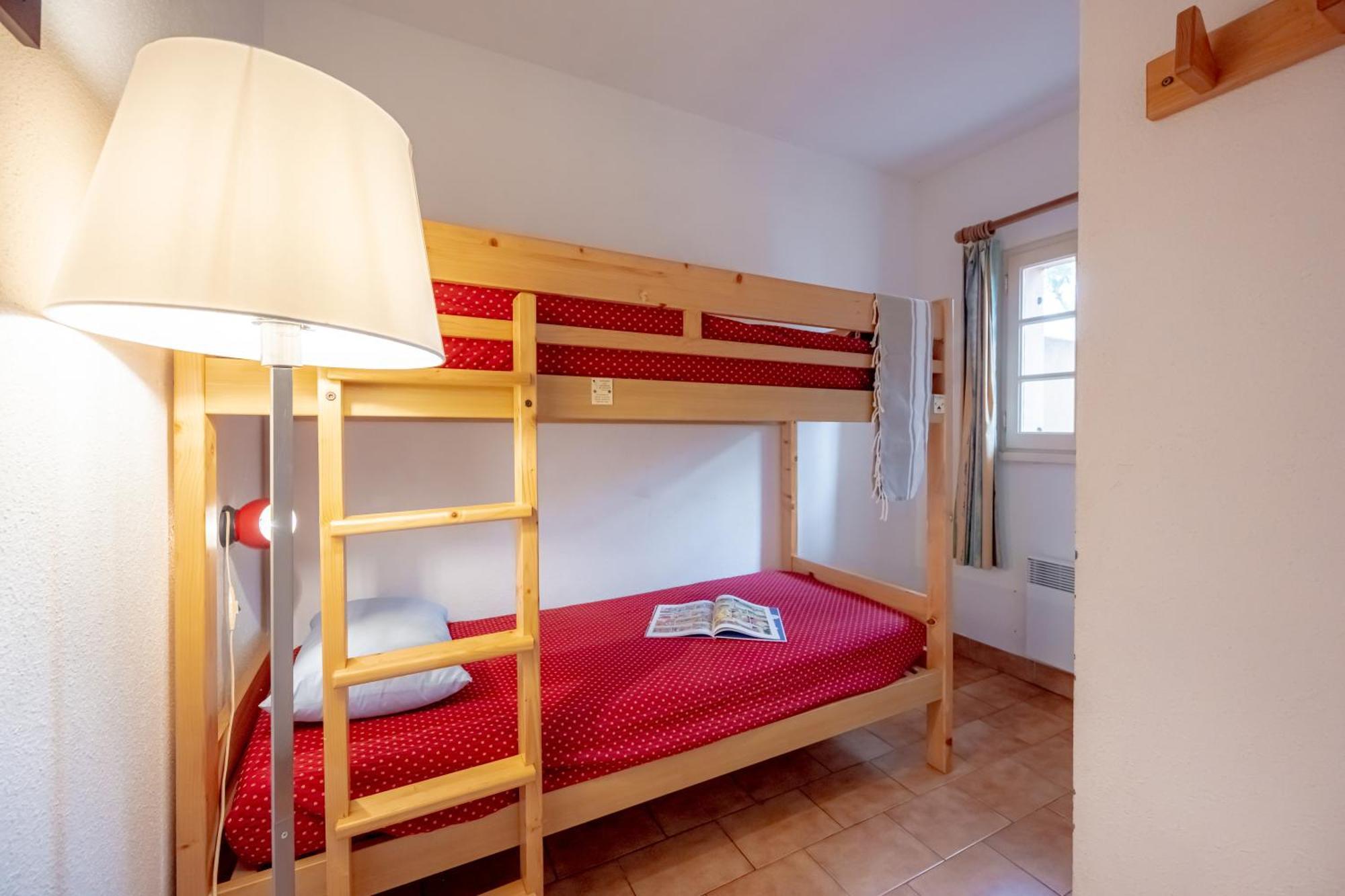 Residence Partenaire Le Domaine De Garlande 滨海卡瓦莱尔 外观 照片